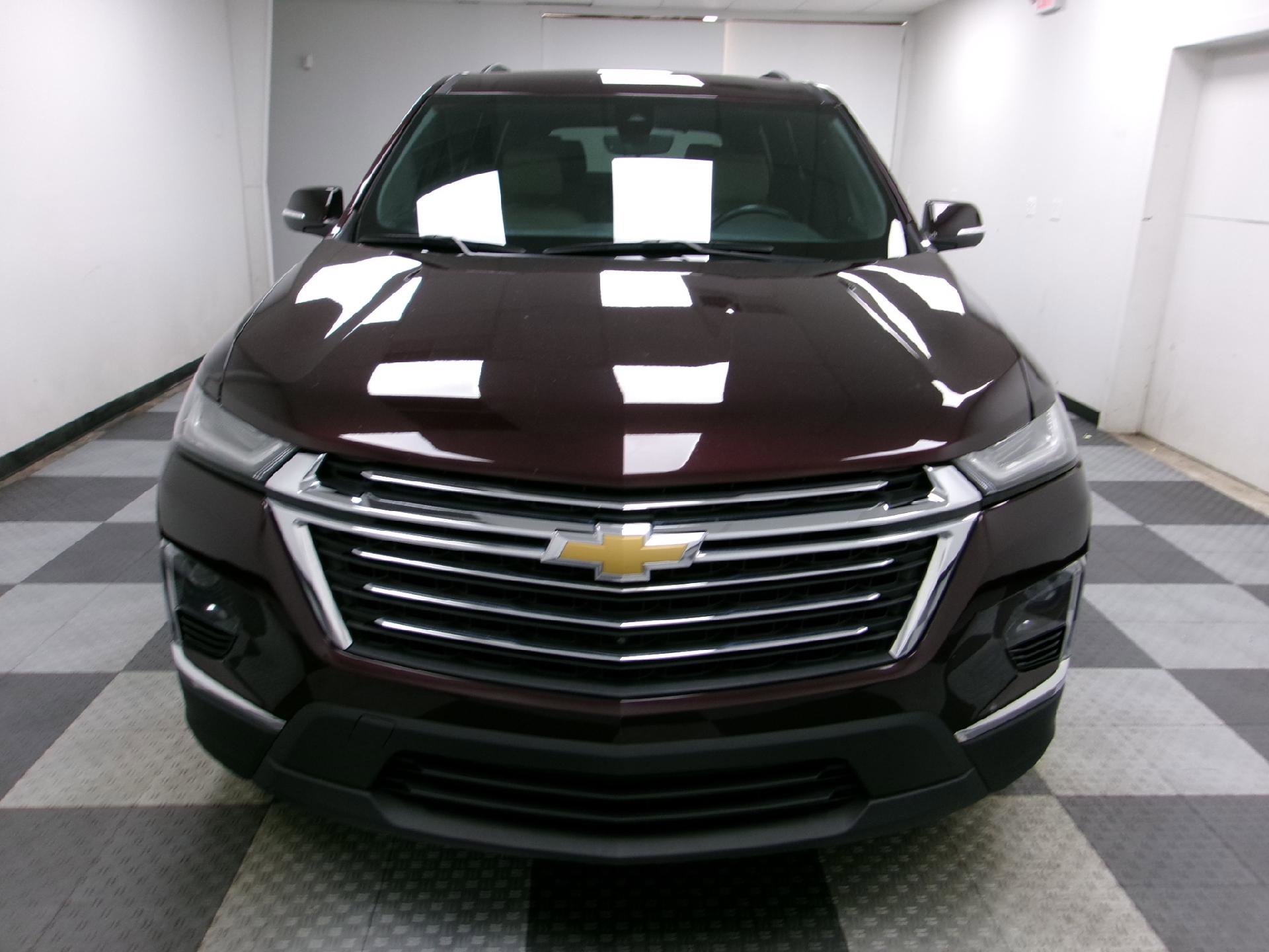 Certified 2022 Chevrolet Traverse LT w/ LT Premium Package image 17