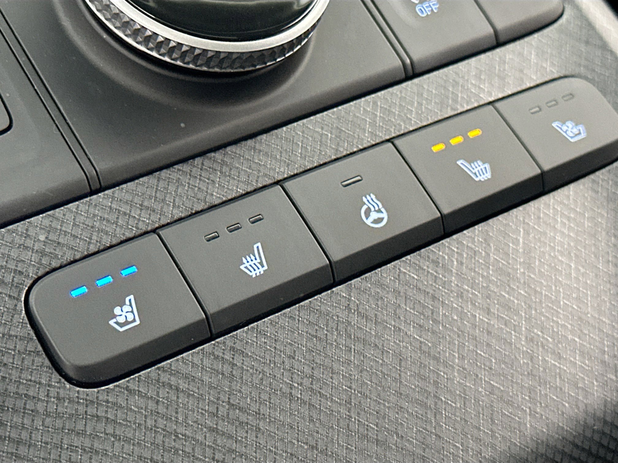 Used 2023 Hyundai Palisade Limited image 21