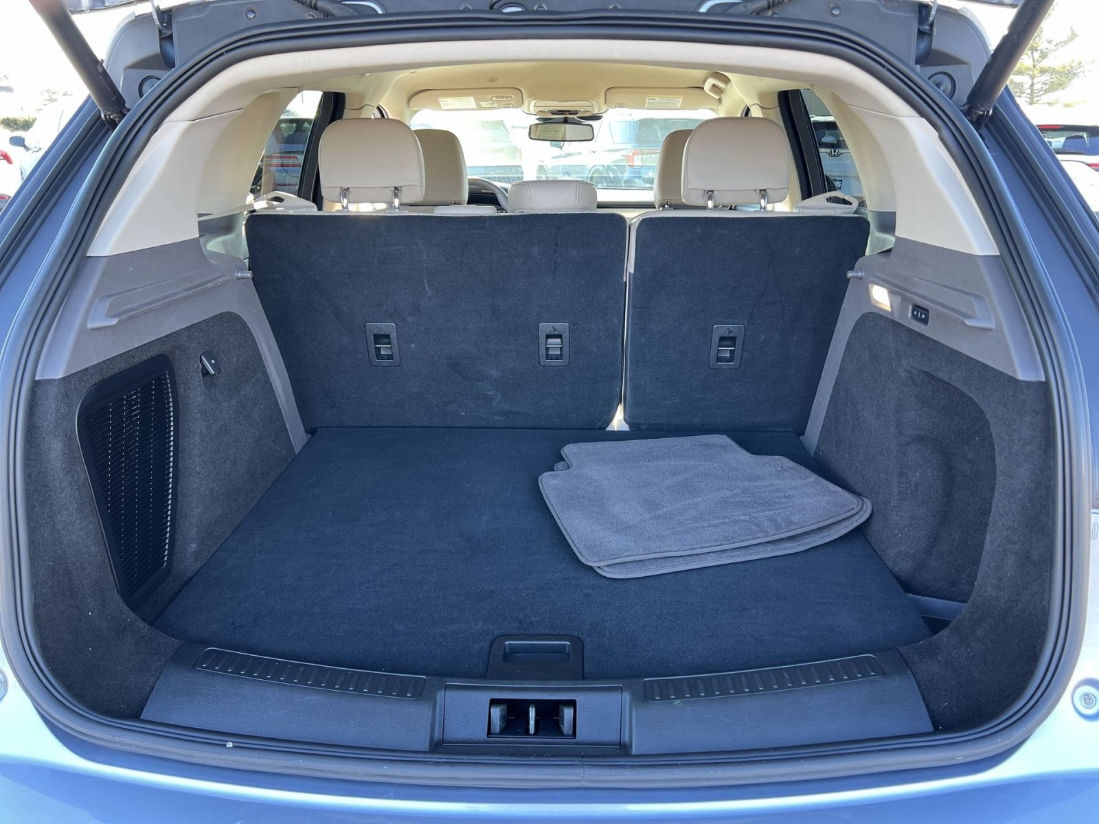 Used 2022 Lincoln Corsair Standard w/ Equipment Group 101A image 24