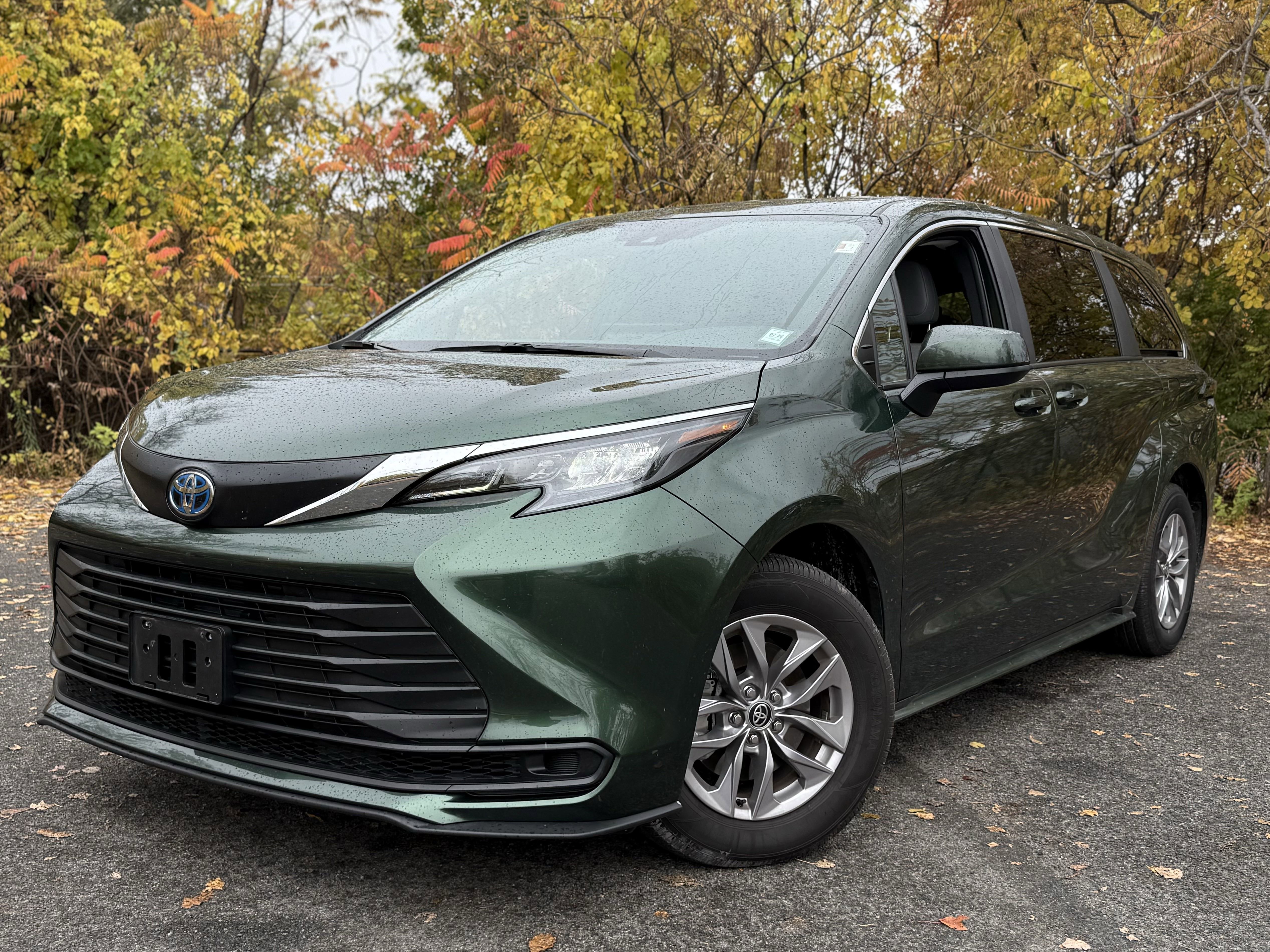 Used 2025 Toyota Sienna LE