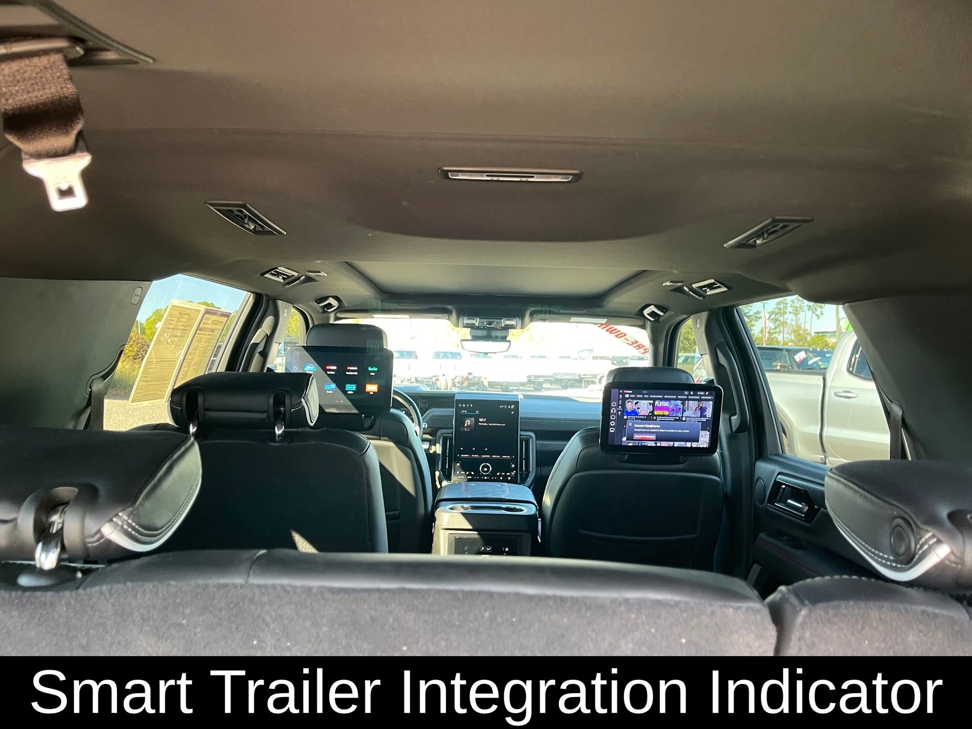 Used 2025 GMC Yukon XL AT4 Ultimate image 24