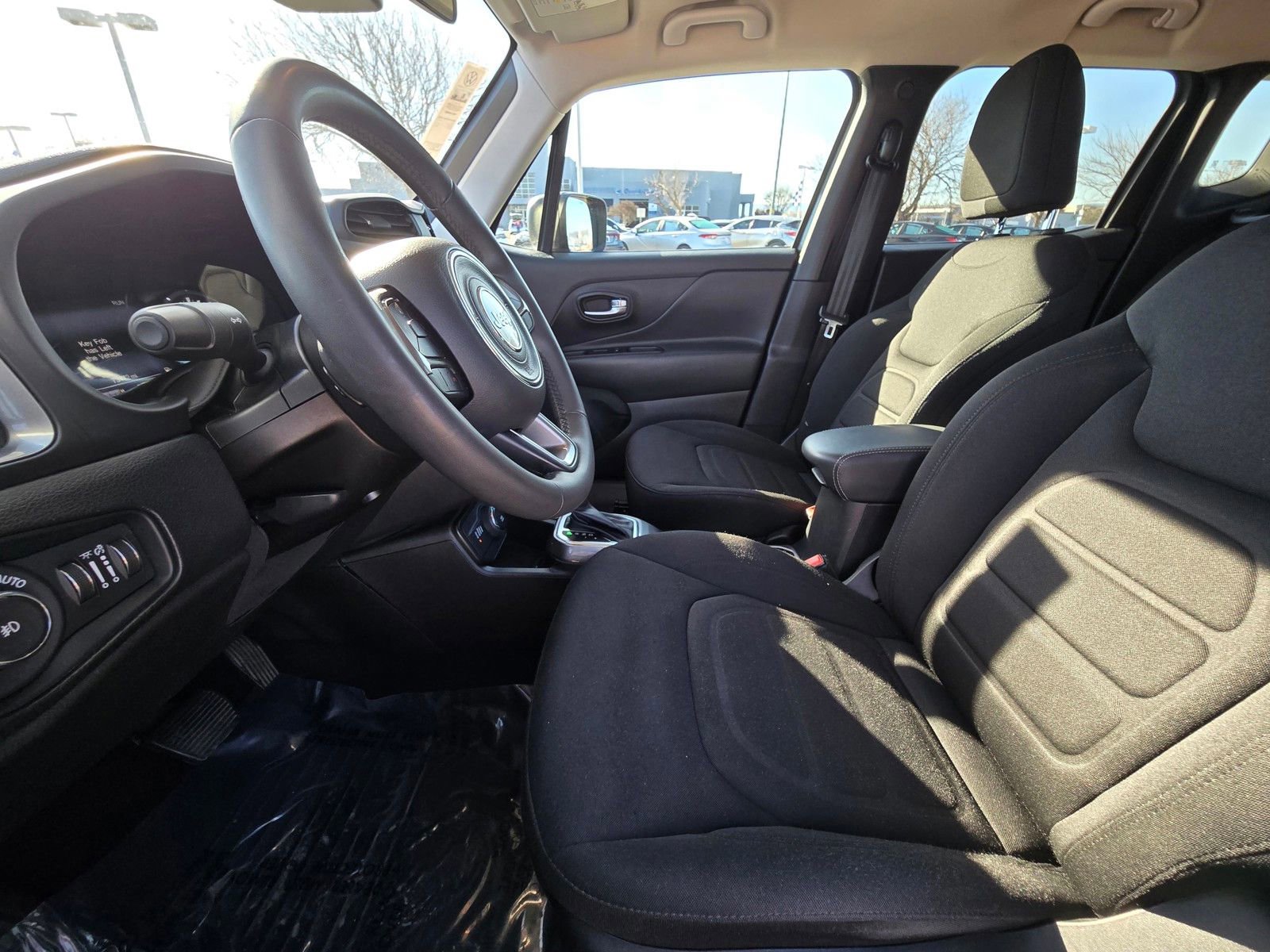 Used 2022 Jeep Renegade Latitude image 13
