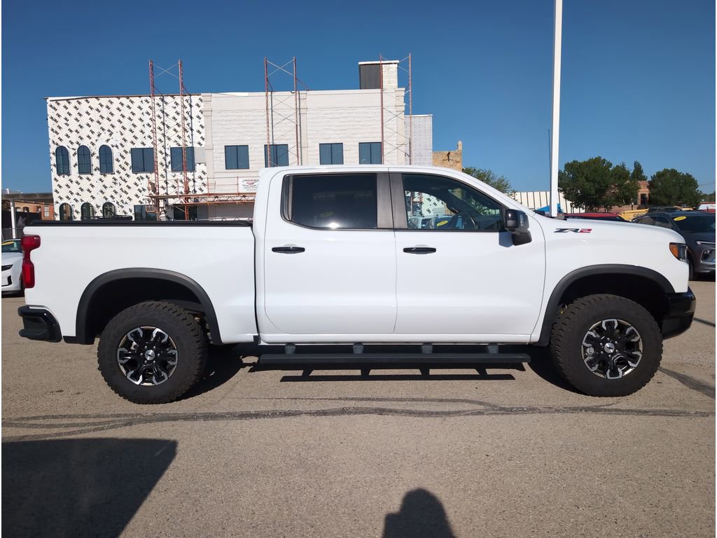 Used 2024 Chevrolet Silverado 1500 ZR2 w/ Technology Package image 3