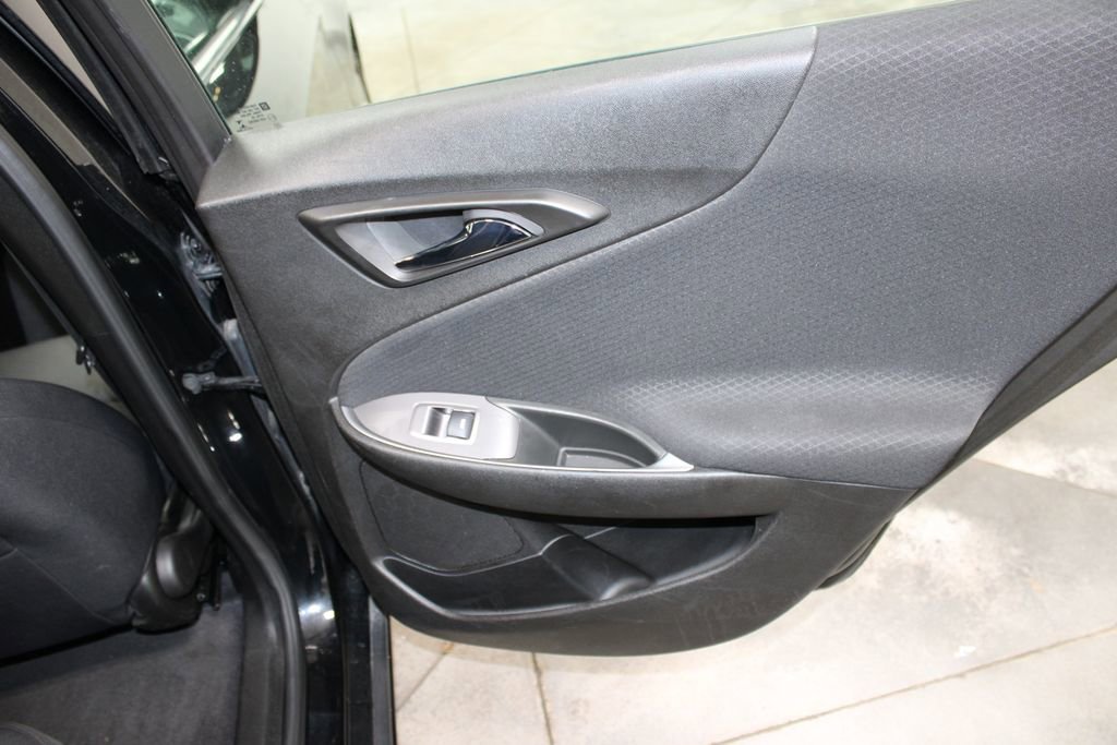 Used 2023 Chevrolet Malibu LT image 24
