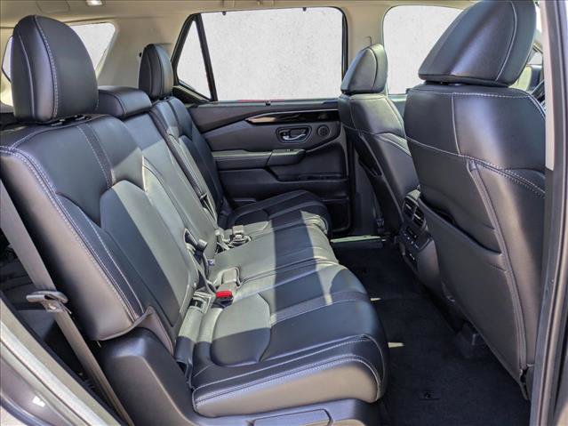 Used 2024 Honda Pilot Touring image 22