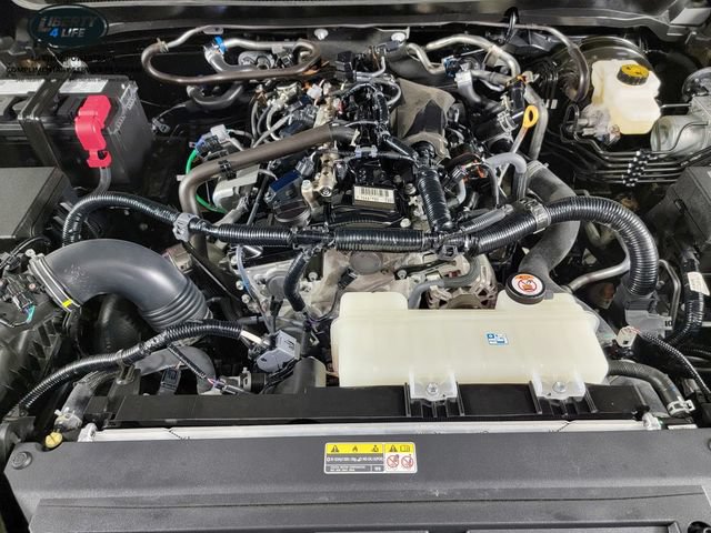 Used 2024 Toyota Tacoma TRD Sport AWD/4WD image 34