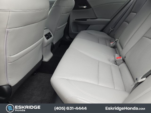 Used 2017 Honda Accord EX-L image 30