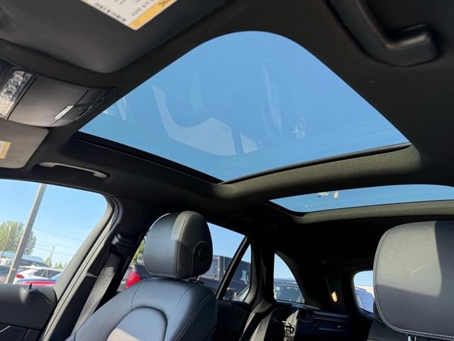 Used 2018 Mercedes-Benz GLC 300 4MATIC image 10