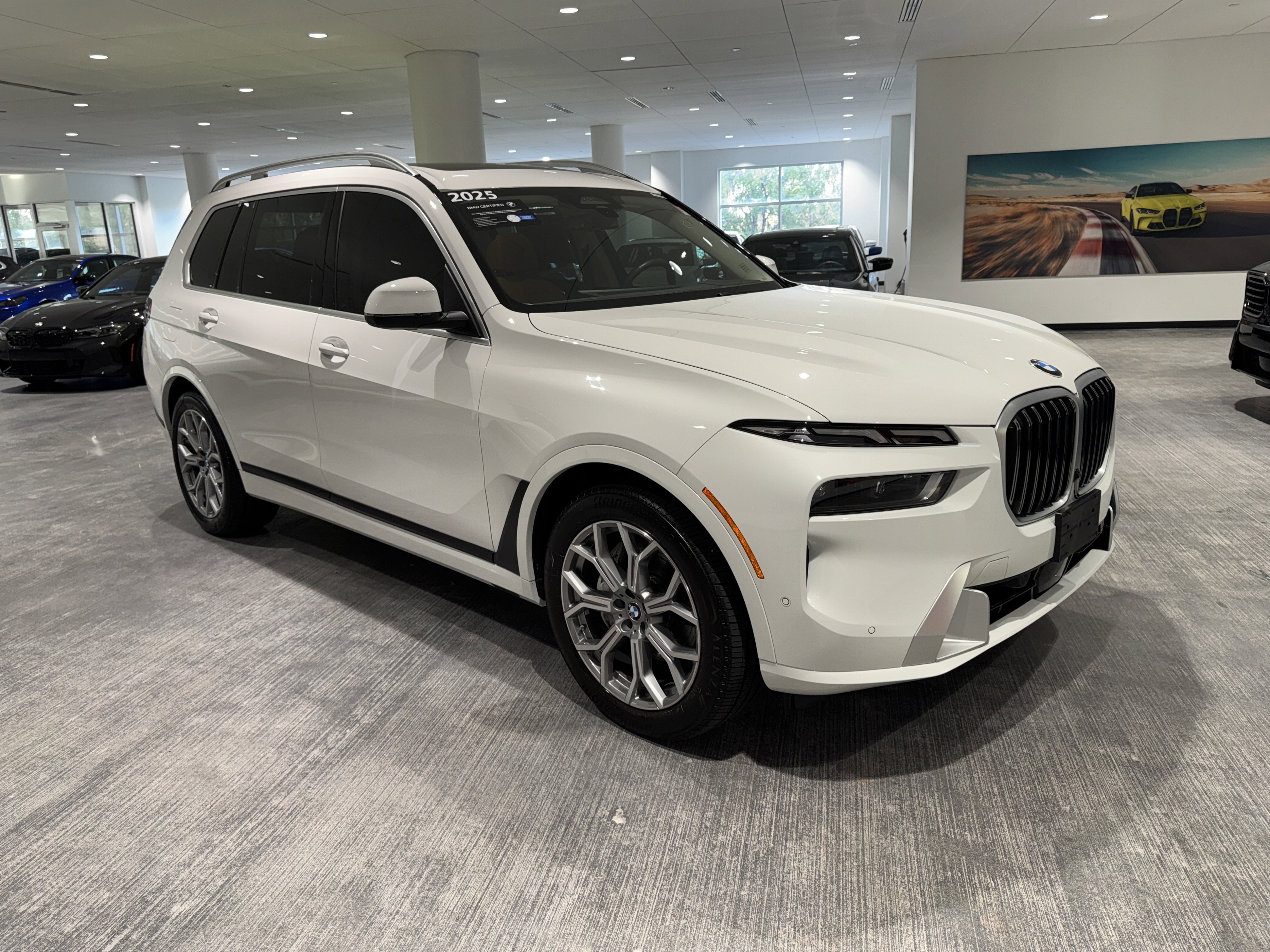 Certified 2025 BMW X7 xDrive40i w/ Premium Package image 2