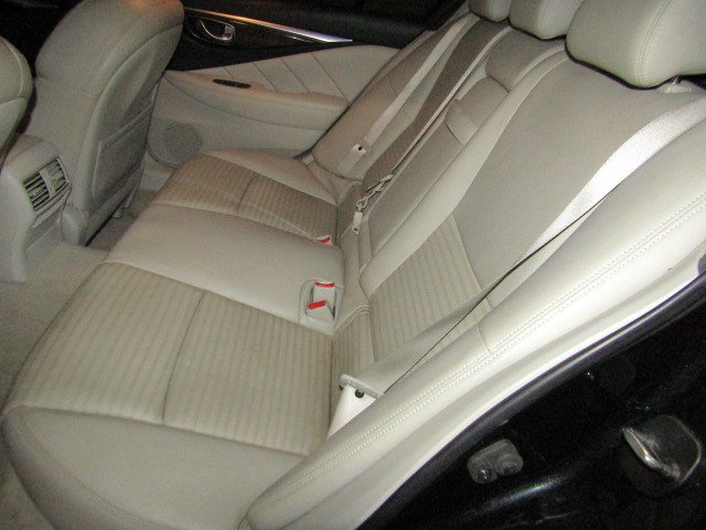 Used 2017 INFINITI Q50 3.0t Premium image 6