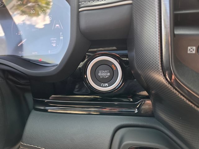 Used 2026 RAM 1500 Limited w/ Night Edition AWD/4WD image 32