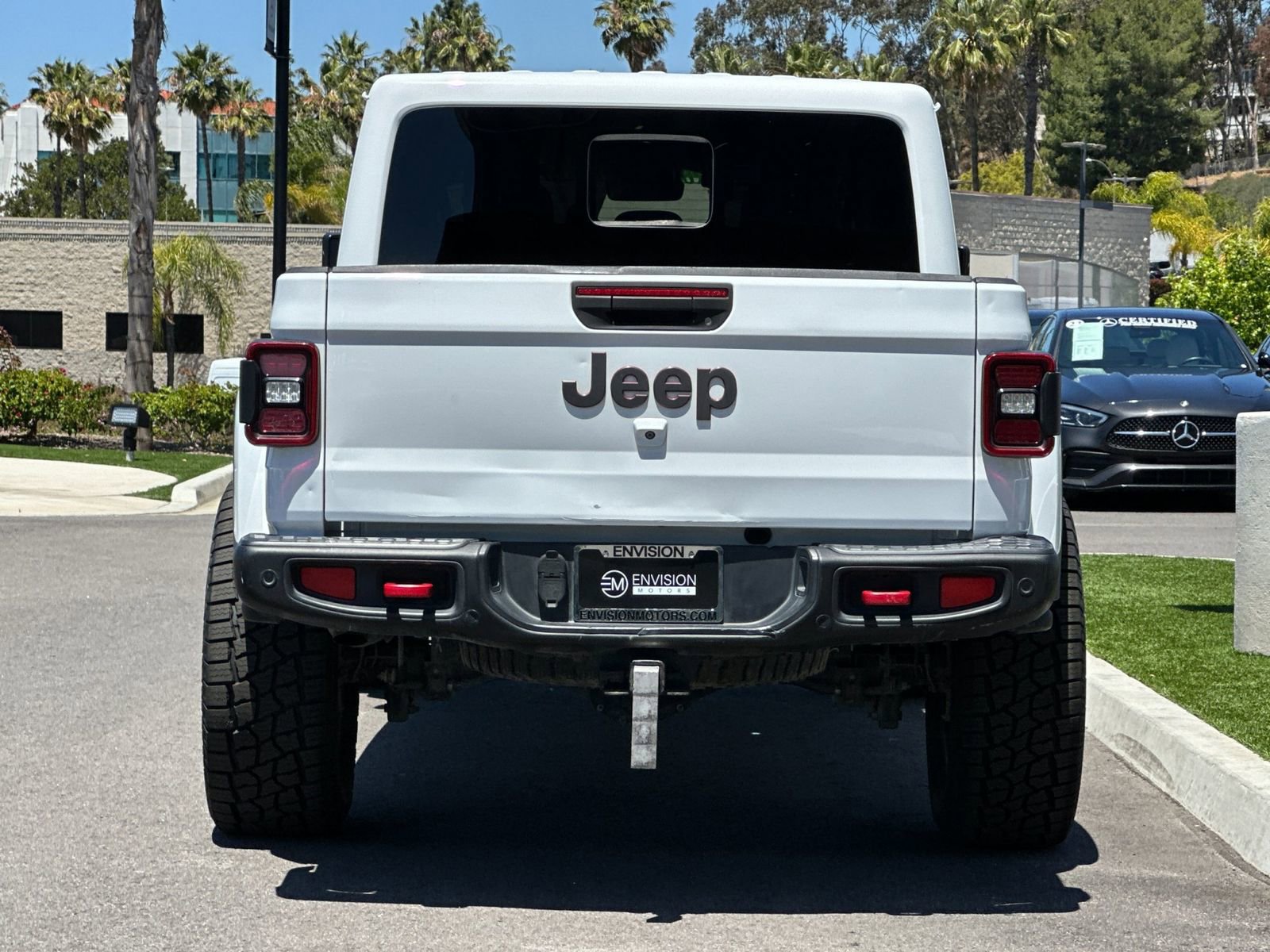 Used 2020 Jeep Gladiator Rubicon AWD/4WD image 4