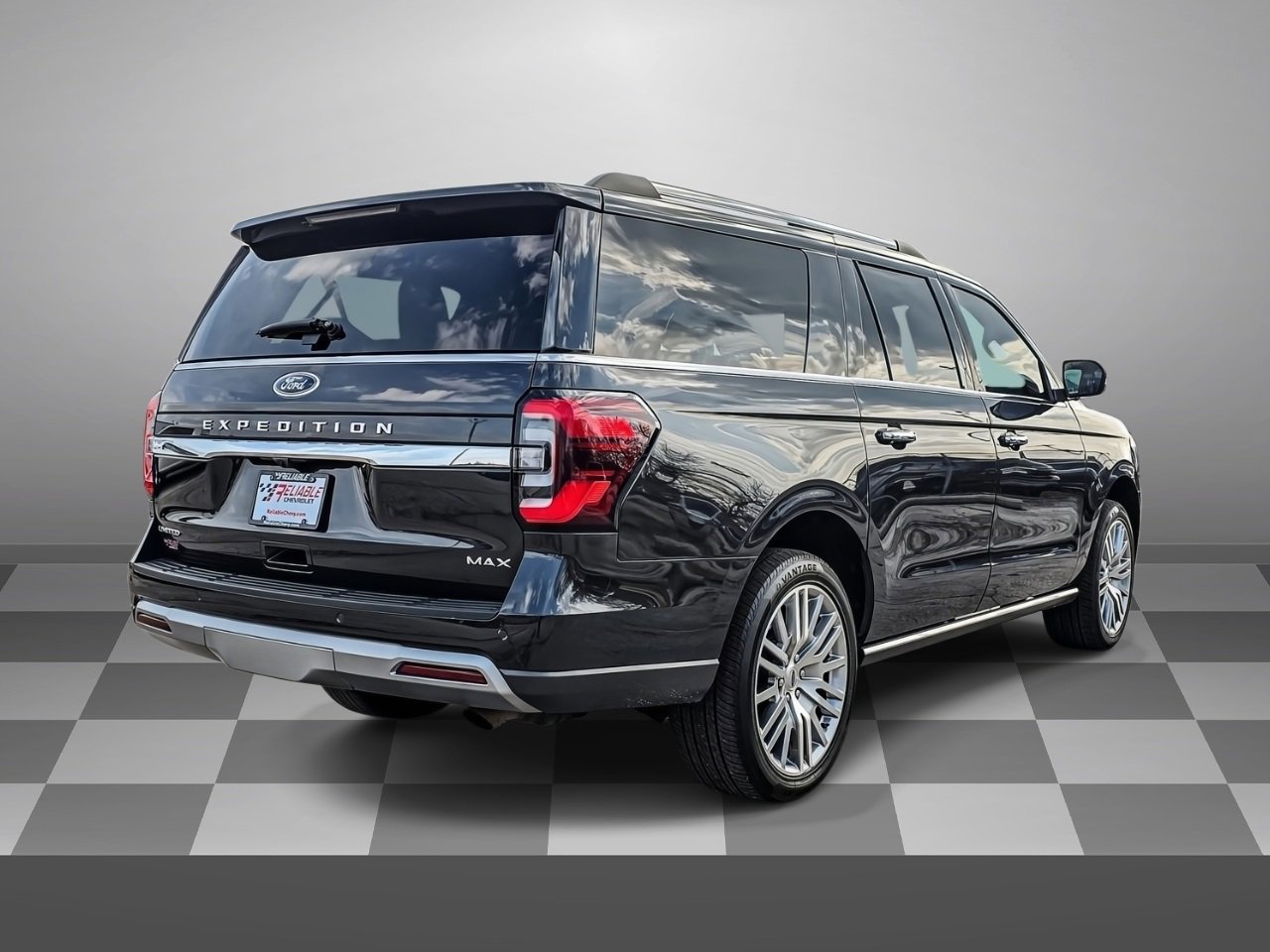 Used 2024 Ford Expedition Max Limited image 6