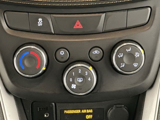 Used 2019 Chevrolet Trax LT w/ LT Convenience Package image 14