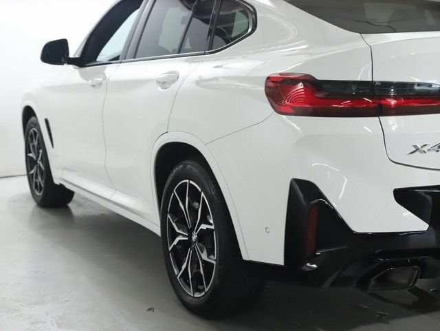Used 2024 BMW X4 xDrive30i w/ Premium Package AWD/4WD image 49