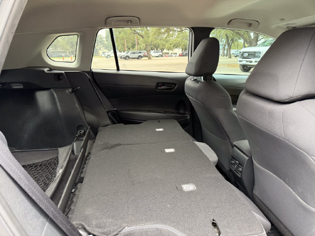 Used 2022 Toyota Corolla Cross LE FWD image 16