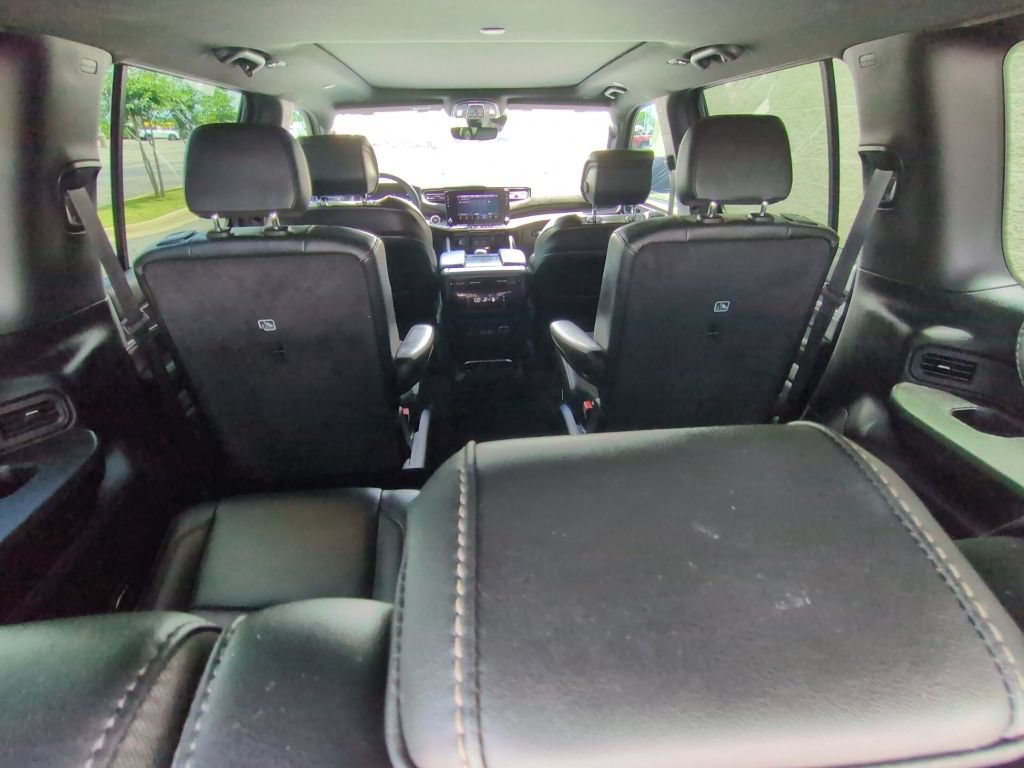 Used 2023 Jeep Wagoneer Series II w/ Premium Group I AWD/4WD image 37