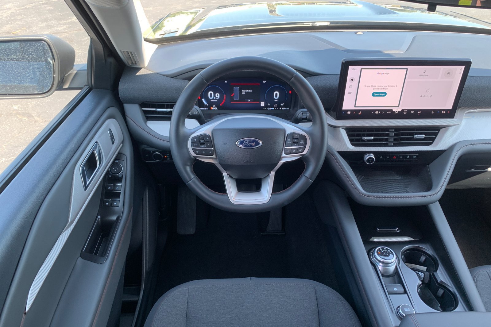 Used 2025 Ford Explorer Active AWD/4WD image 18