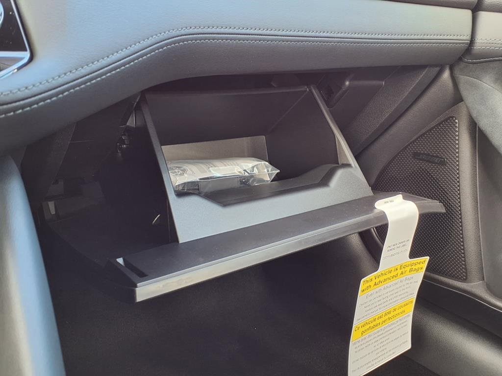 New 2025 Nissan Z NISMO w/ Floor Mat Package image 32