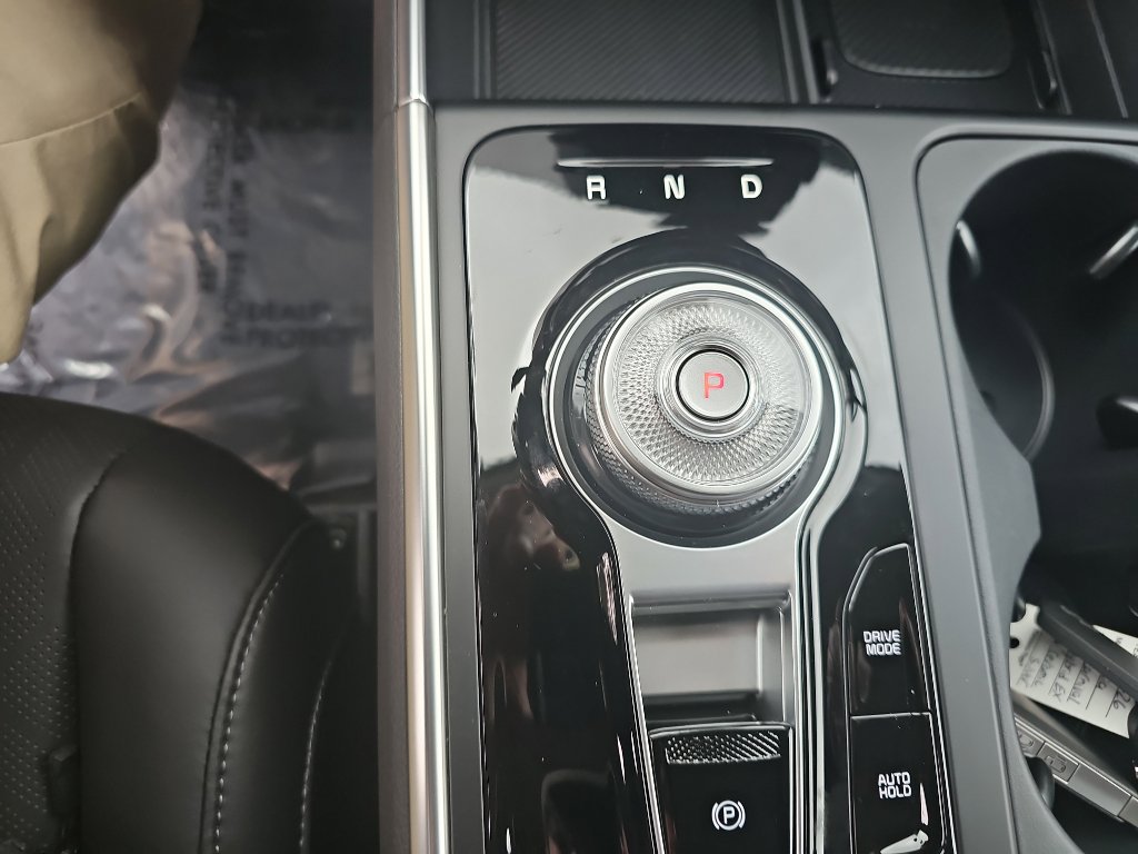 New 2026 Kia Carnival EX image 19