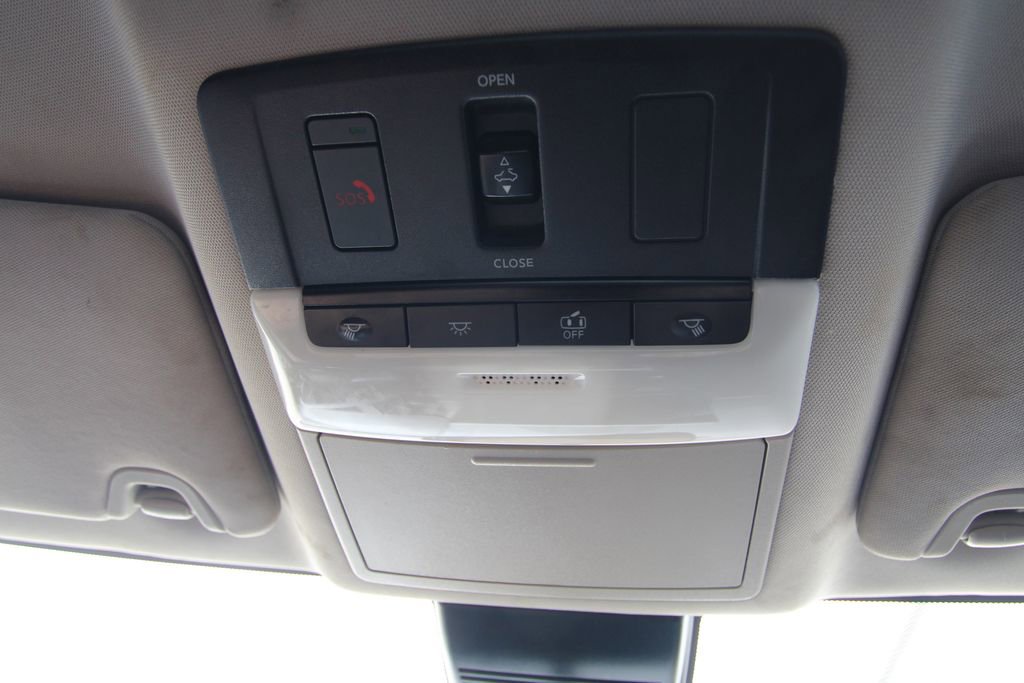 Used 2024 Nissan Altima 2.5 SV w/ SV Premium Package AWD/4WD image 31