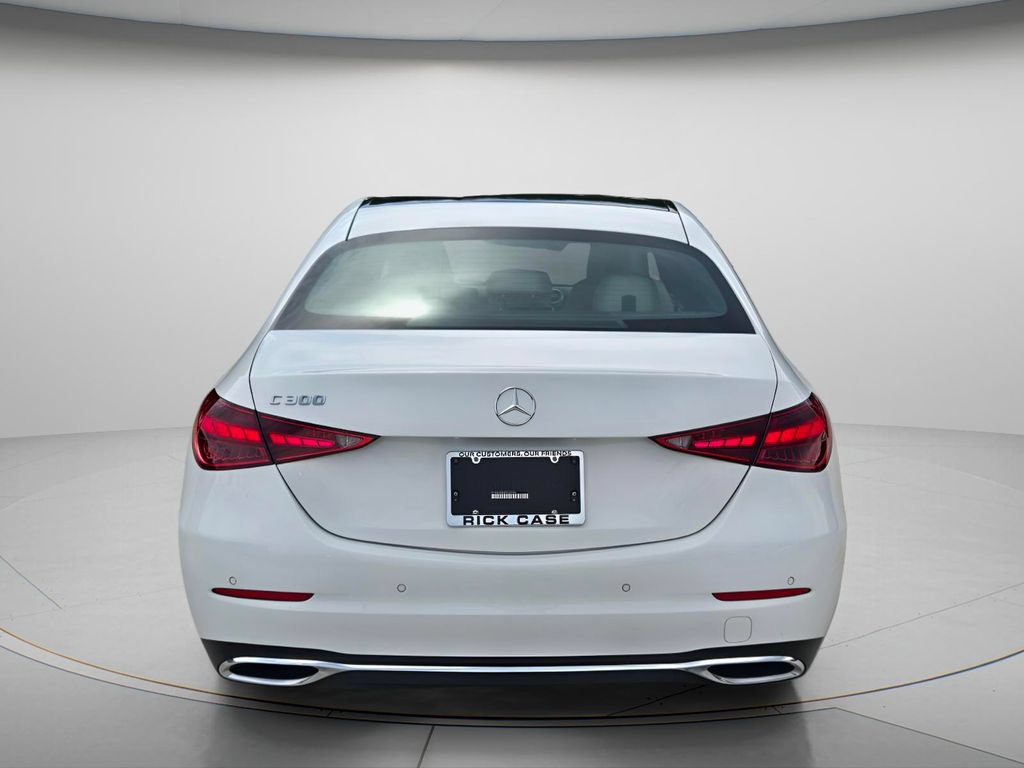 Used 2023 Mercedes-Benz C 300 Sedan image 5