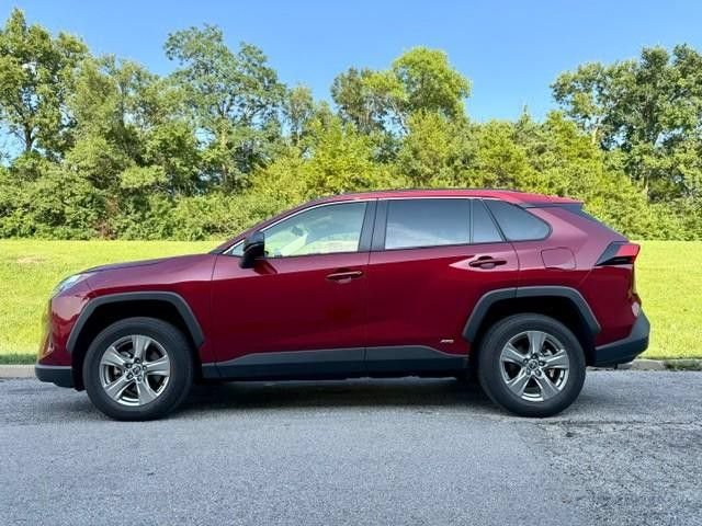 Certified 2023 Toyota RAV4 LE AWD/4WD image 2