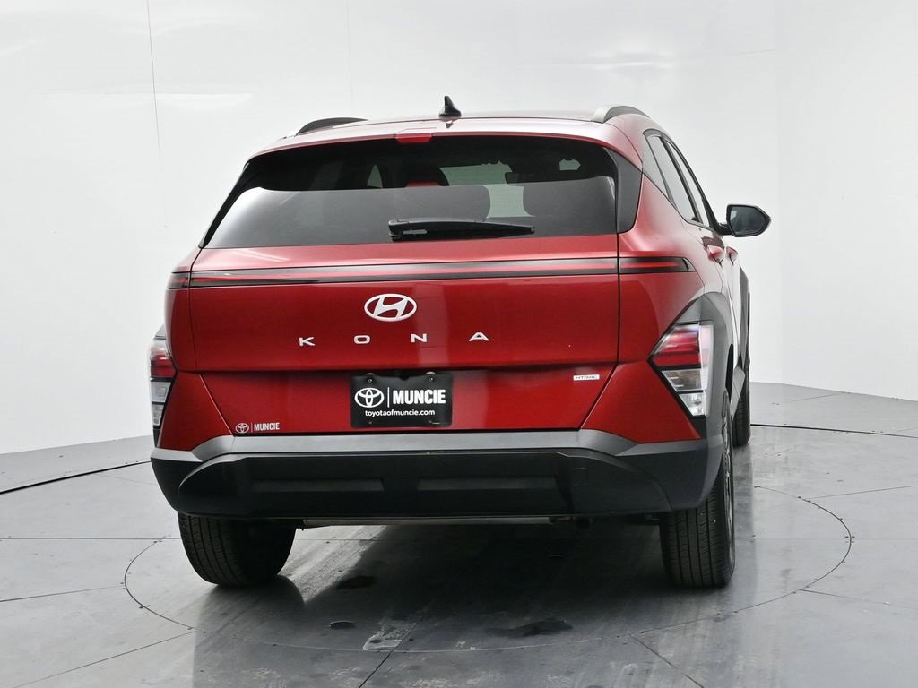 Used 2025 Hyundai Kona SEL image 7