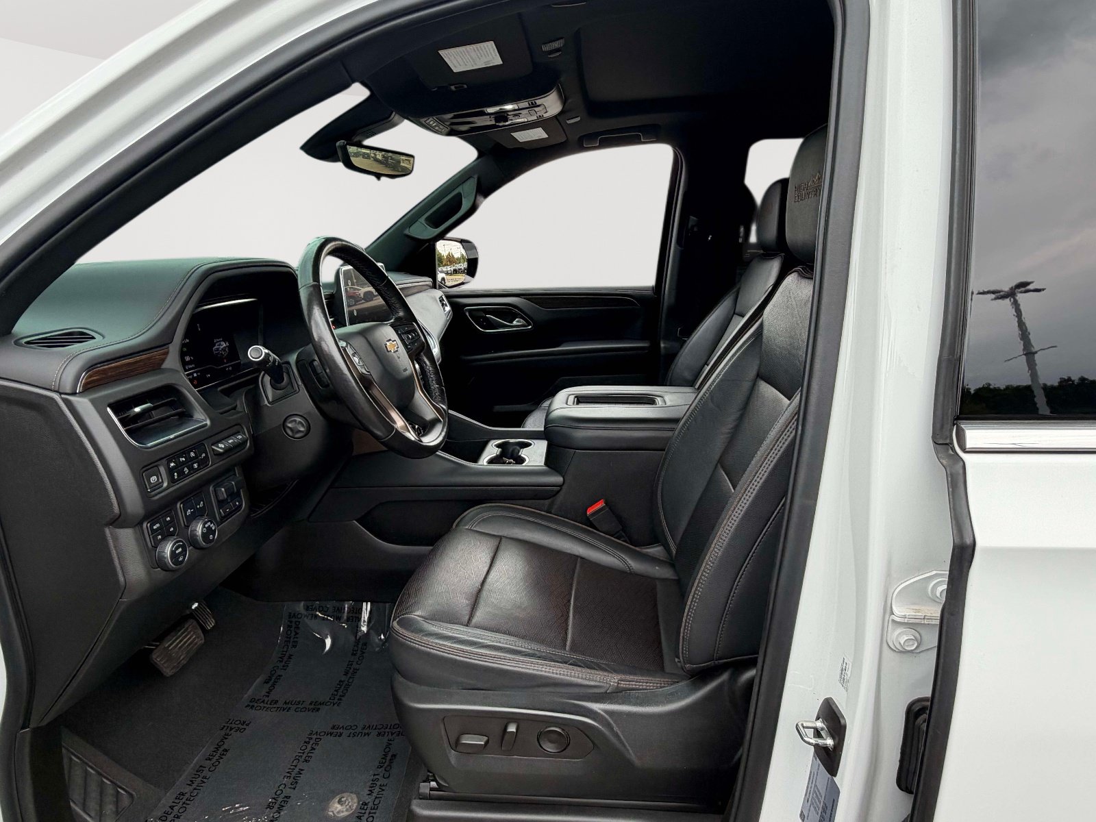 Used 2022 Chevrolet Tahoe High Country AWD/4WD image 22