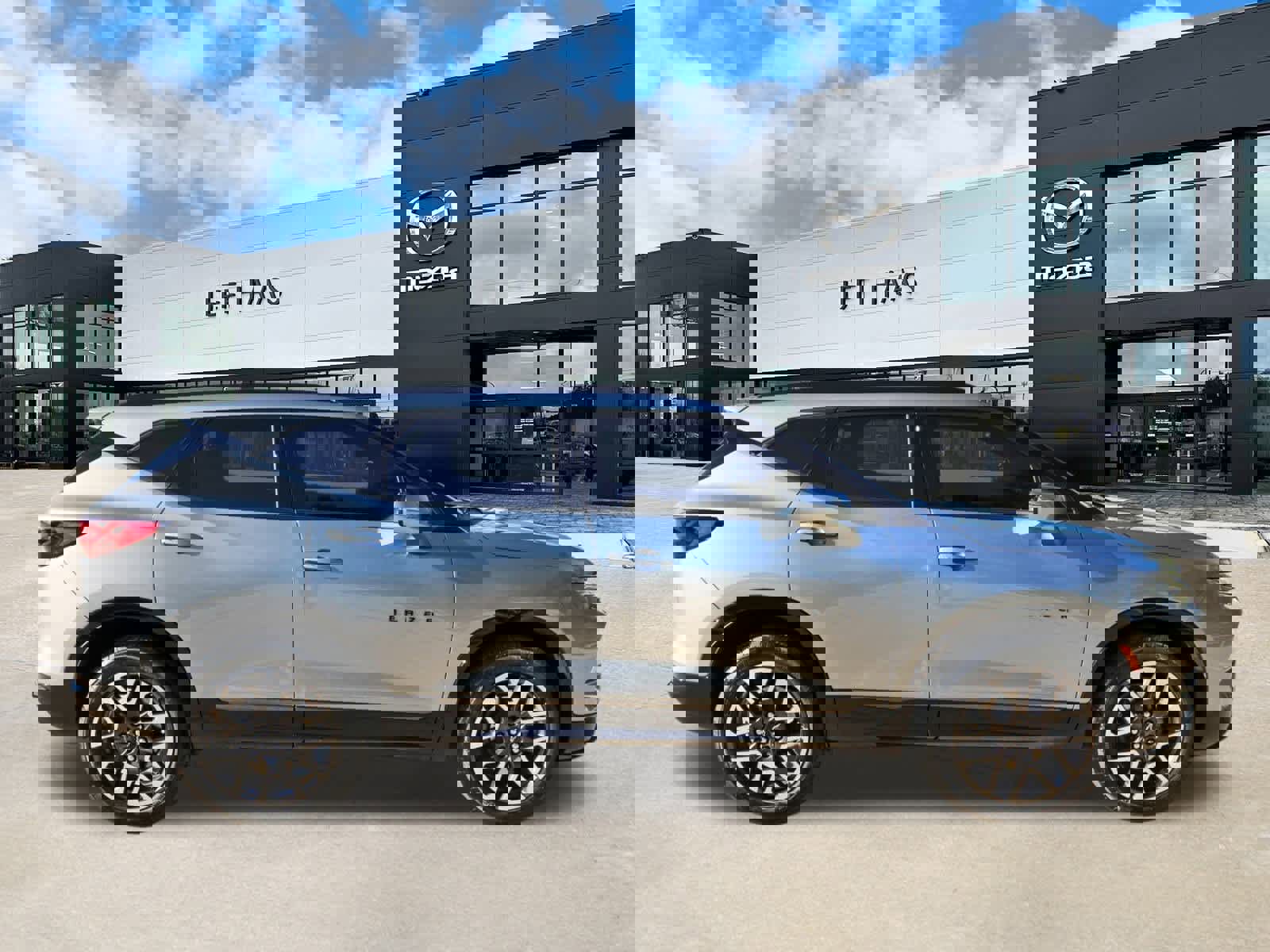 Used 2025 Chevrolet Blazer RS w/ Driver Confidence II Package image 5