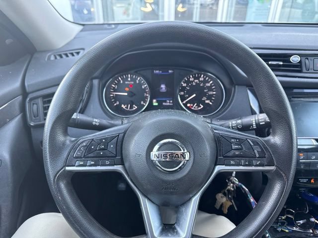 Used 2020 Nissan Rogue S FWD image 9
