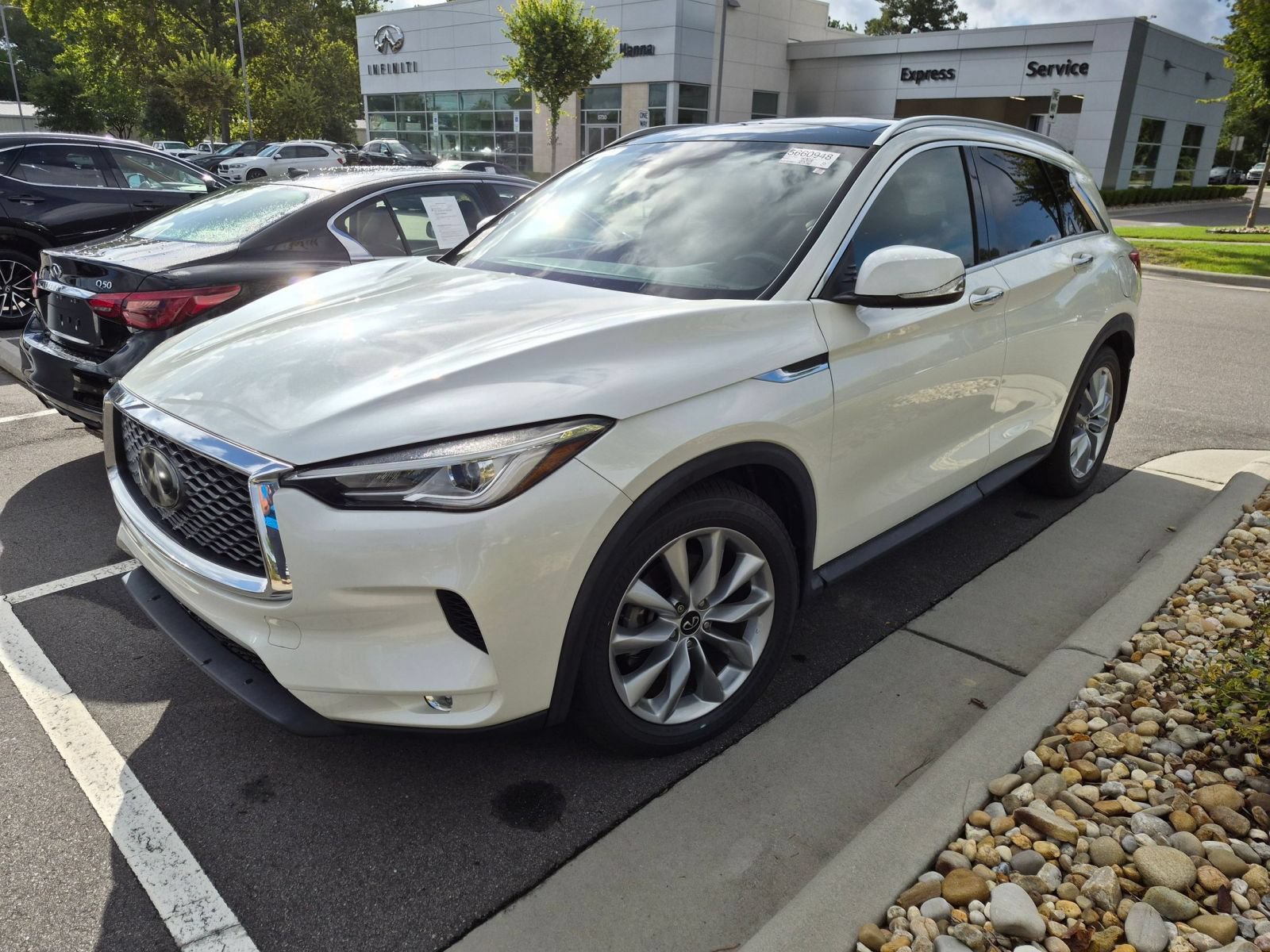 Used 2021 INFINITI QX50 Luxe FWD image 6
