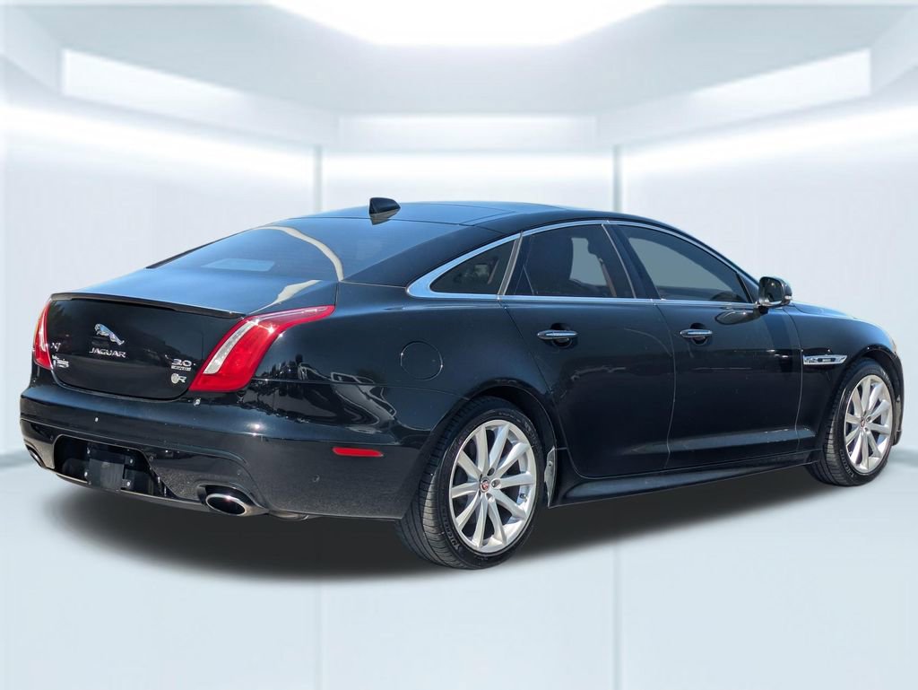 Used 2019 Jaguar XJ R-Sport image 5