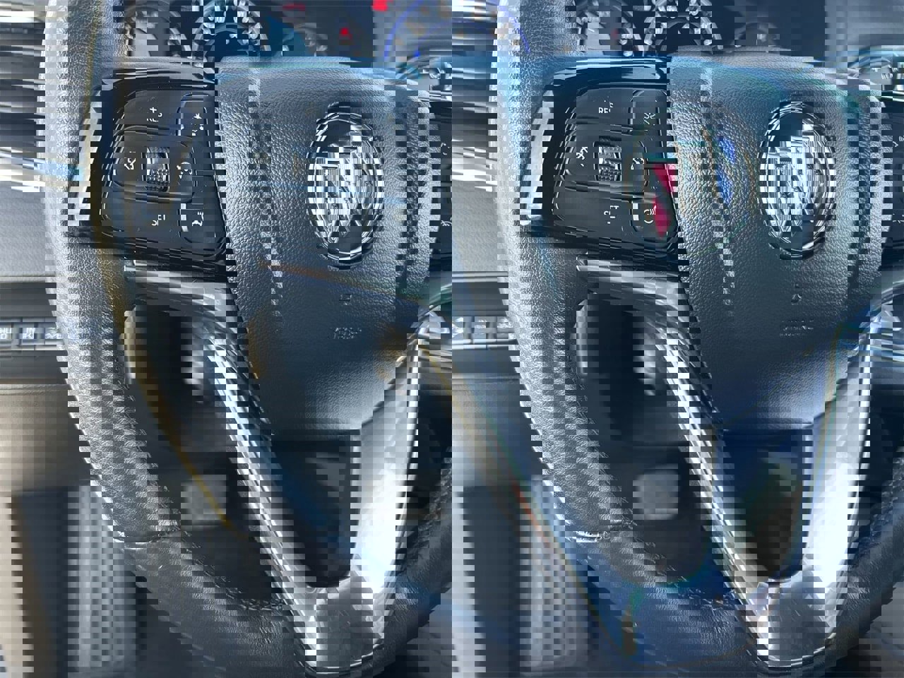 Used 2023 Buick Enclave Premium w/ Experience Buick Package image 20