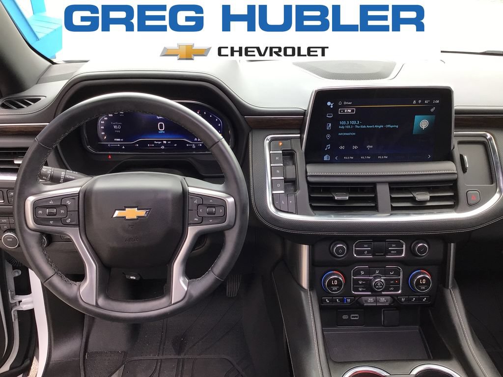 Used 2024 Chevrolet Tahoe Premier w/ Premium Package AWD/4WD image 3