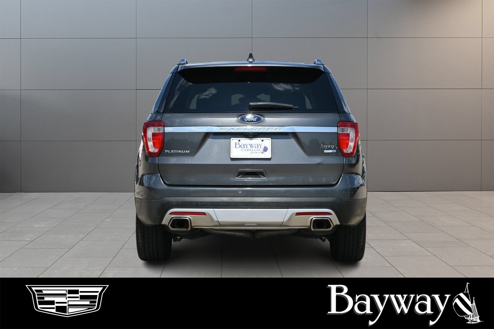 Used 2017 Ford Explorer Platinum AWD/4WD image 7