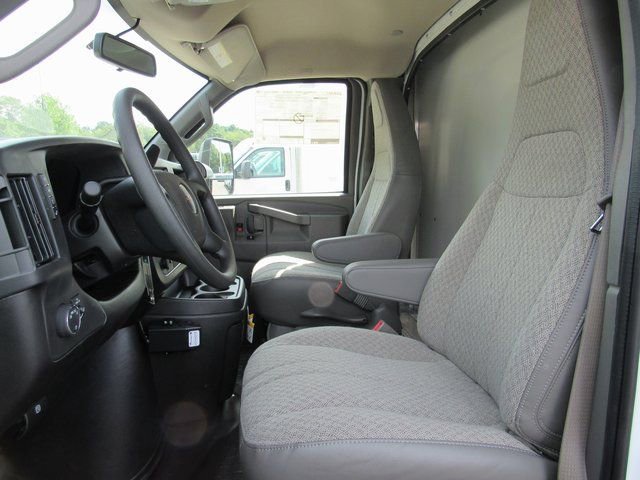 New 2025 GMC Savana 3500 w/ Power Convenience Package image 10