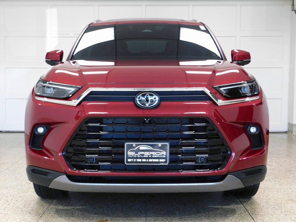 Used 2024 Toyota Grand Highlander Limited image 2