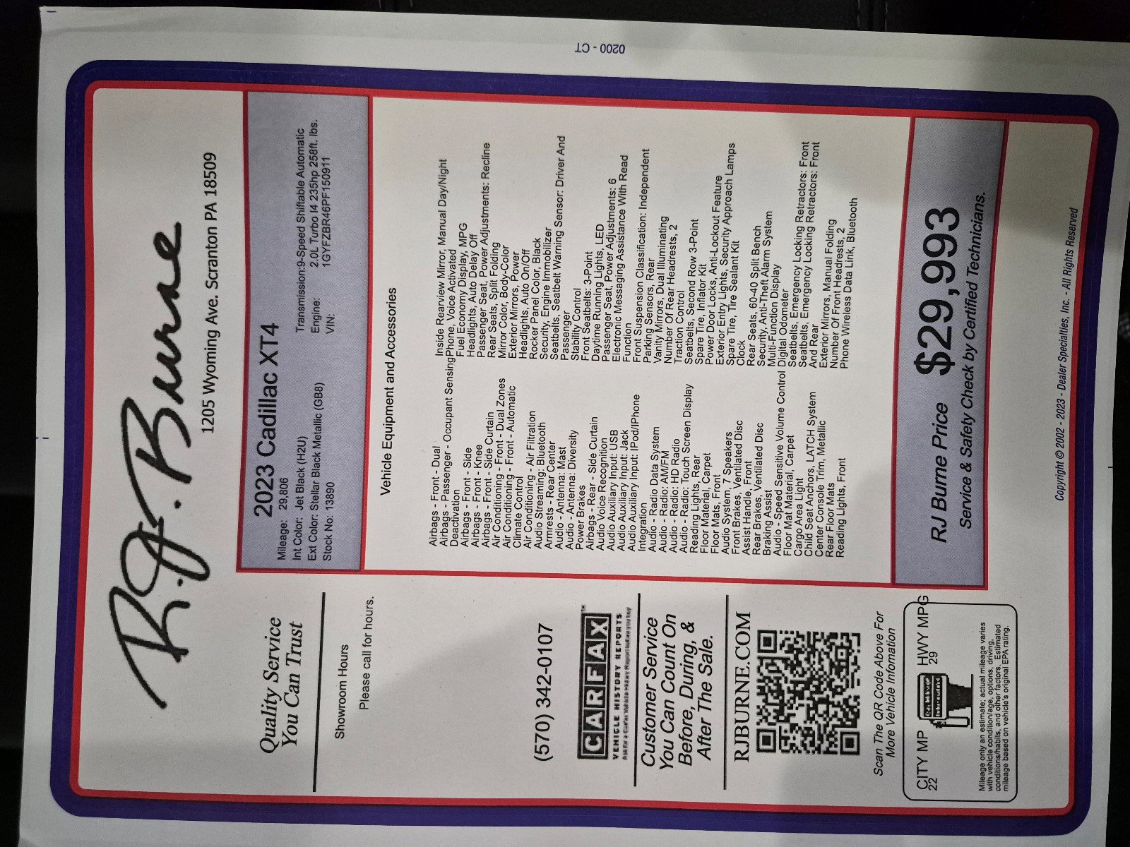 Certified 2023 Cadillac XT4 Luxury w/ Cold Weather Package image 21