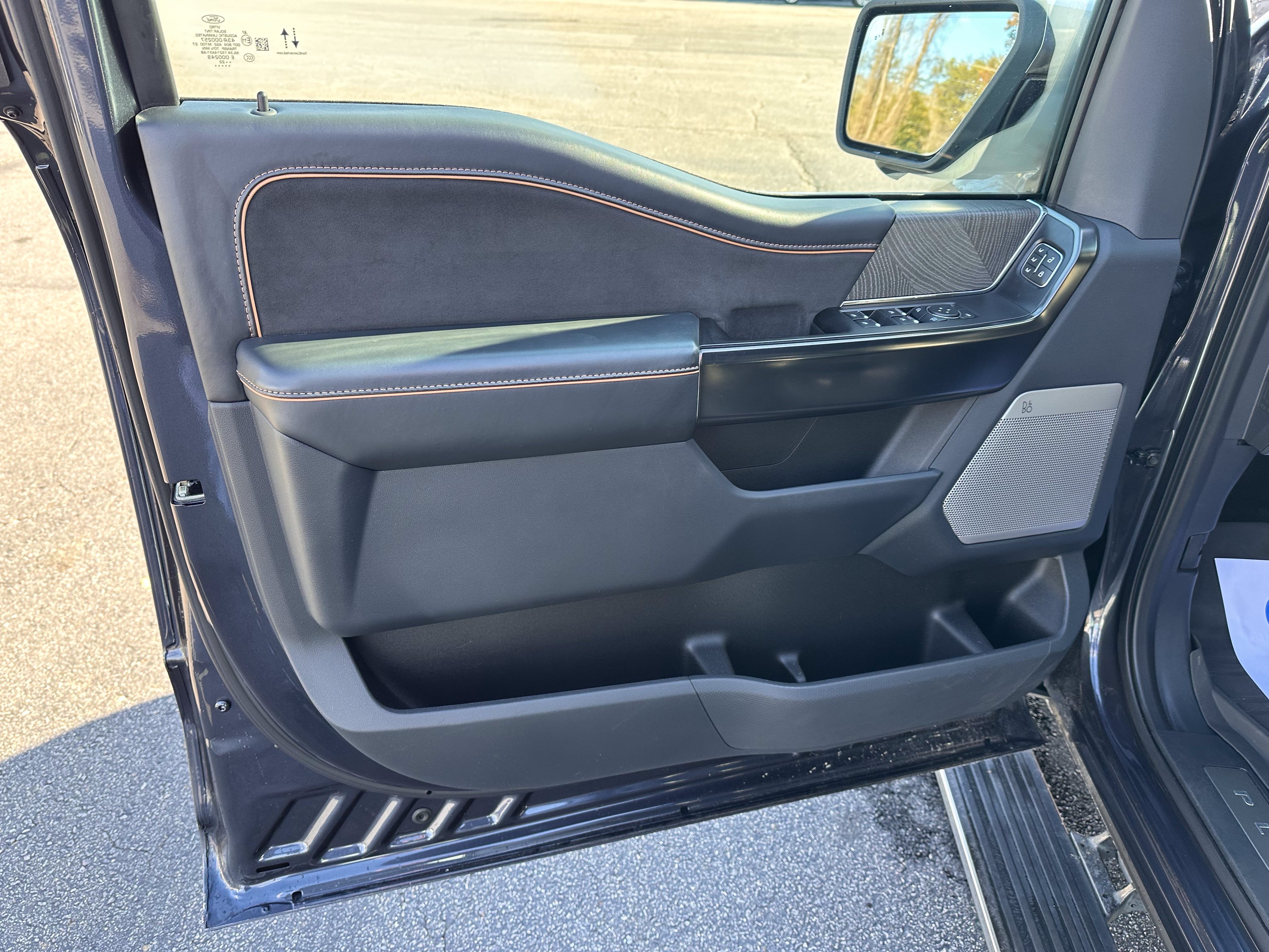 Used 2022 Ford F150 Platinum w/ Trailer Tow Package AWD/4WD image 10