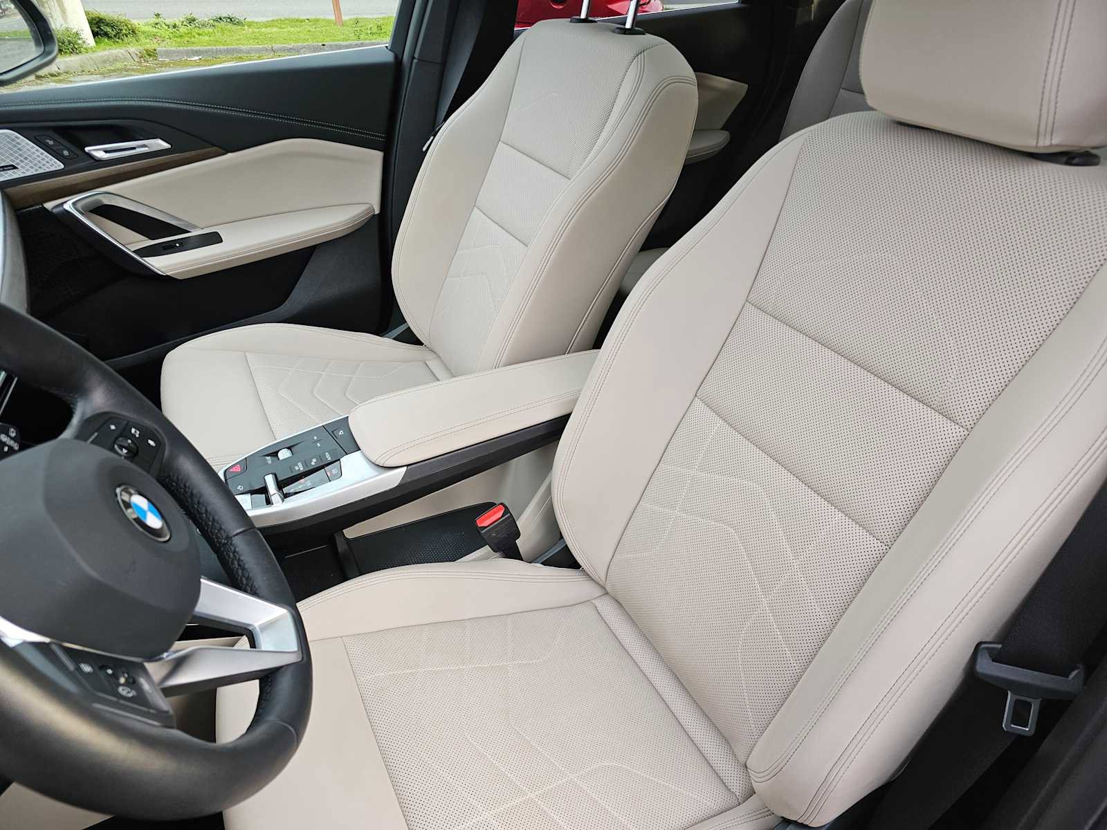 Used 2025 BMW X1 xDrive28i w/ Convenience Package image 21