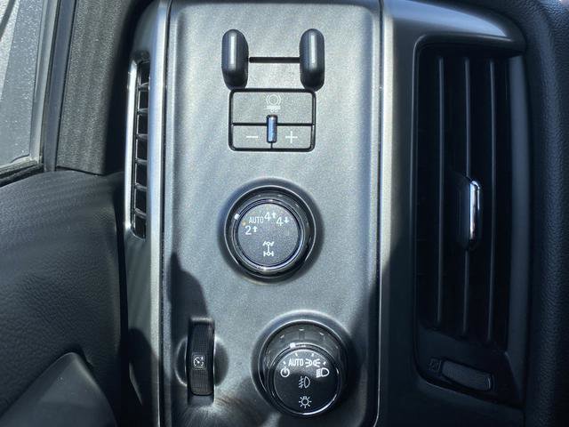 Used 2019 Chevrolet Silverado 1500 LT w/ All Star Edition image 20