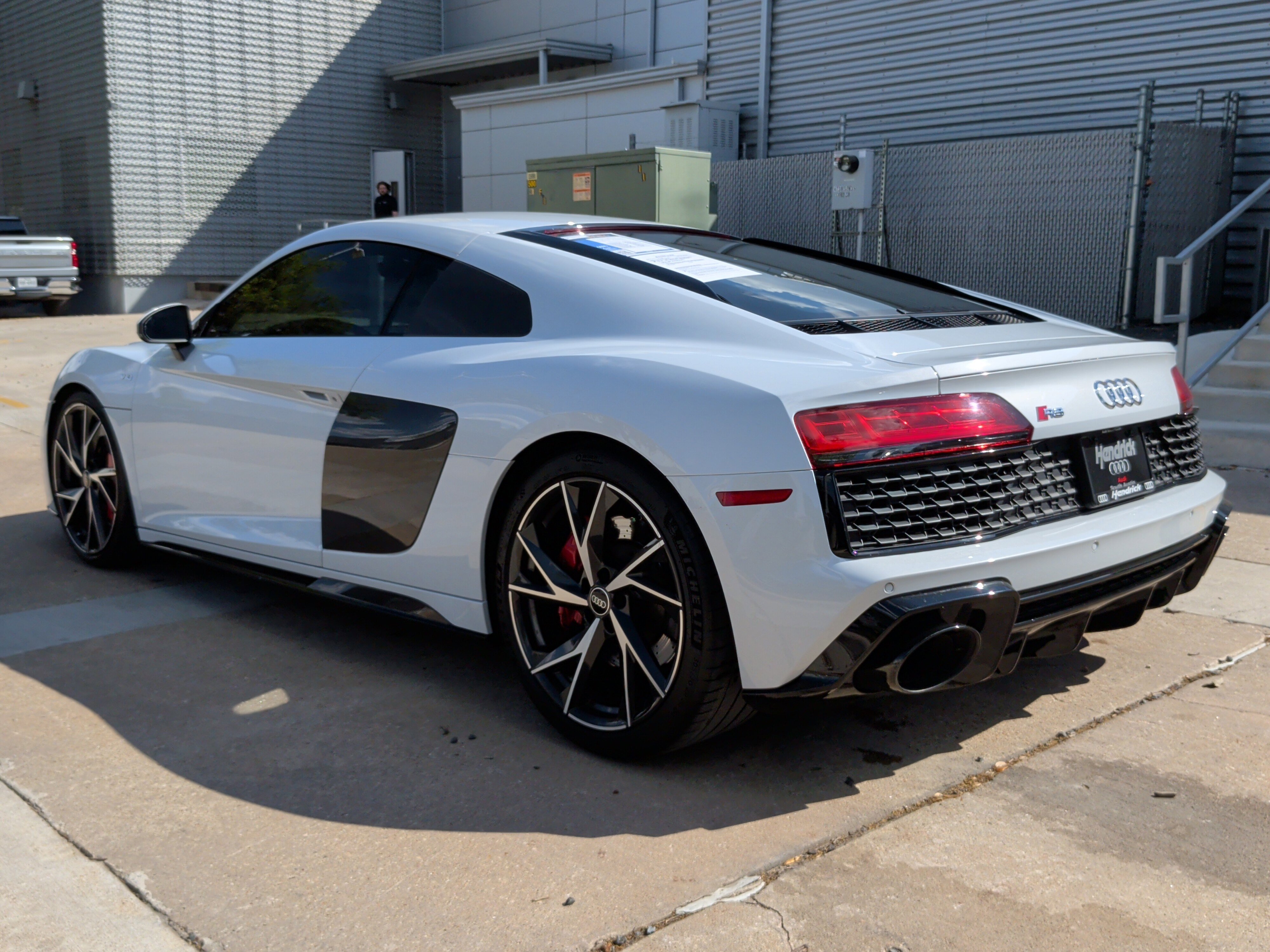 Used 2022 Audi R8 V10 w/ Premium Package image 9