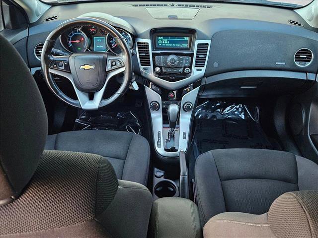 Used 2014 Chevrolet Cruze LT image 17