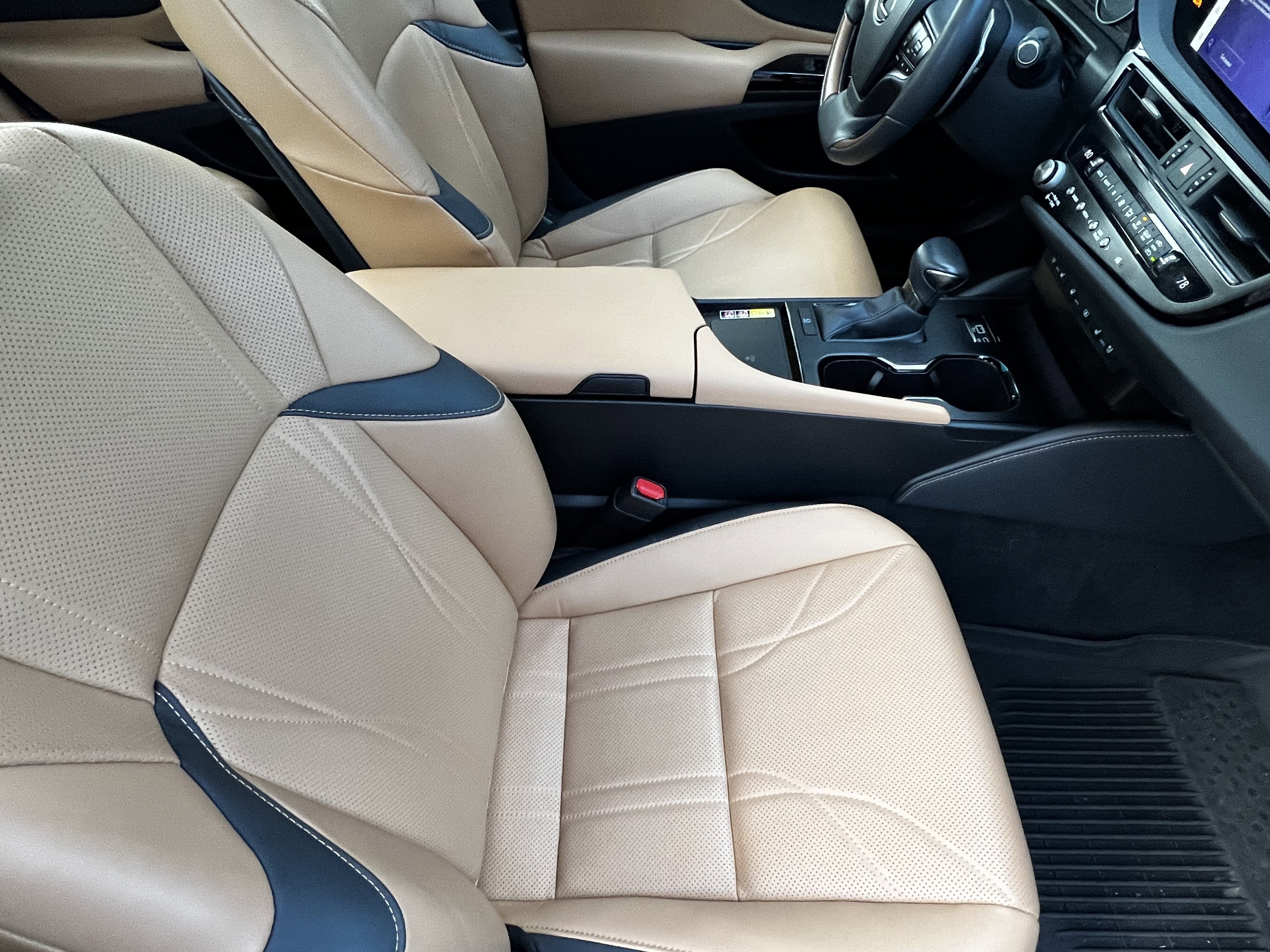 Used 2023 Lexus ES 350 Ultra Luxury image 44