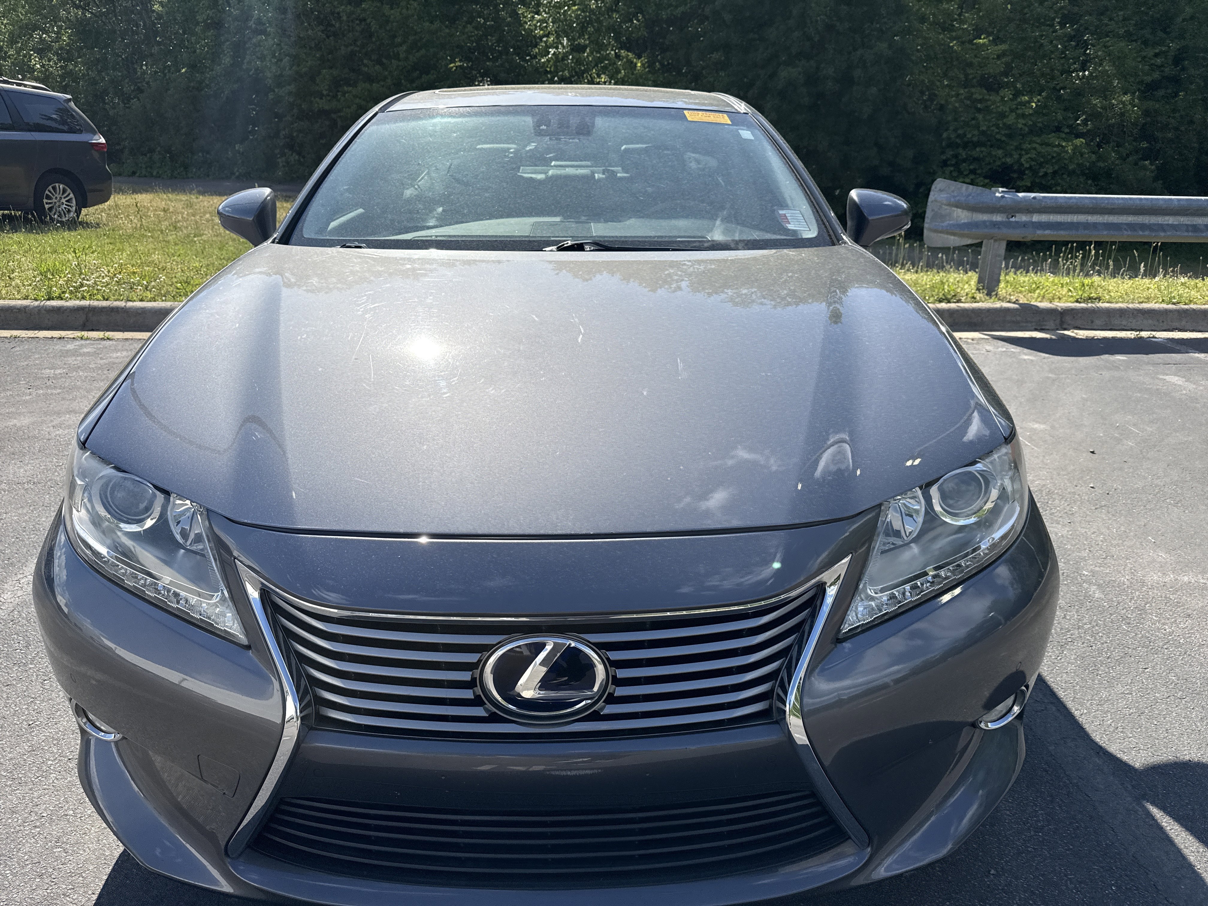 Used 2013 Lexus ES 300h w/ Luxury Pkg image 3