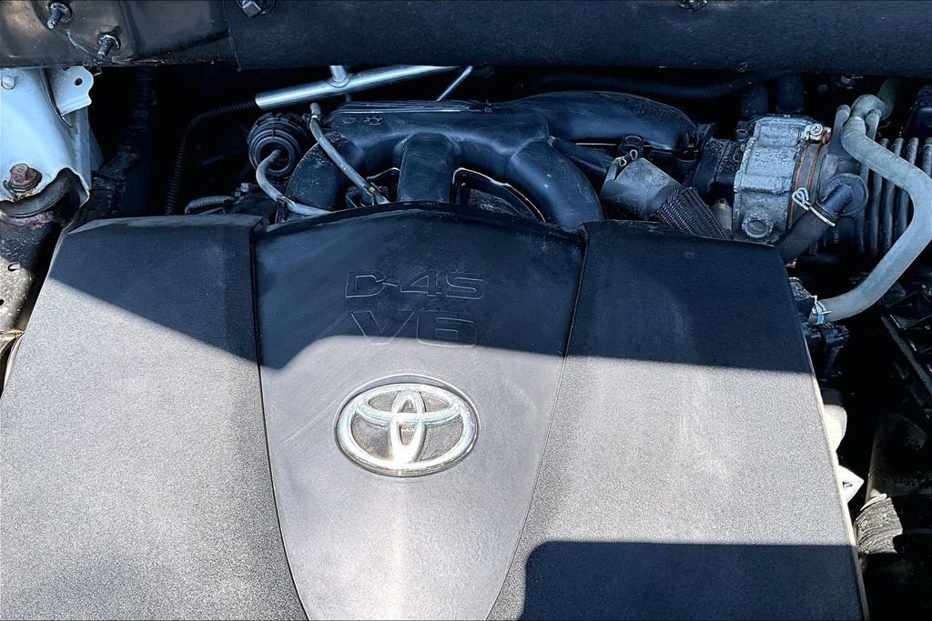 Used 2019 Toyota Highlander SE AWD/4WD image 32
