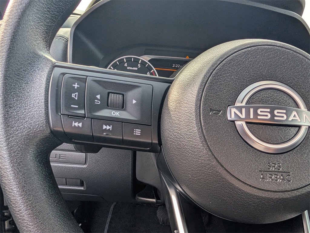 Used 2024 Nissan Rogue S image 13