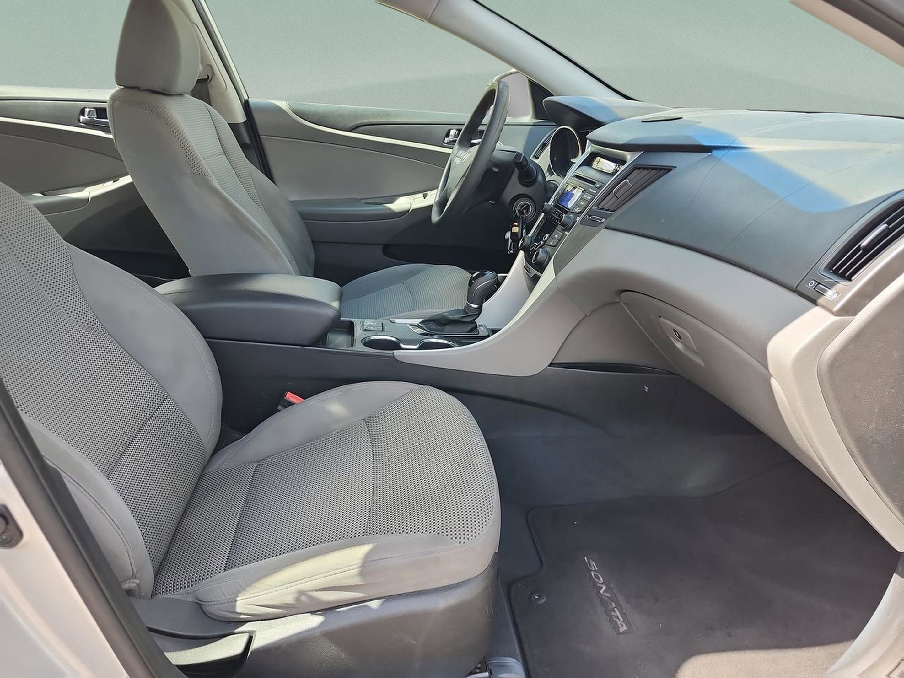 Used 2013 Hyundai Sonata GLS w/ Popular Equipment Pkg FWD image 18