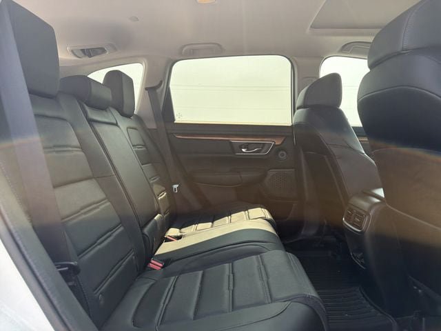 Used 2018 Honda CR-V Touring image 16